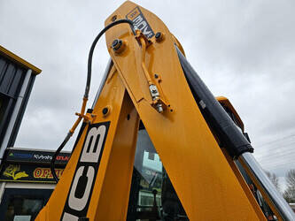 2025-jcb-3dx-plus-1478625-48809101