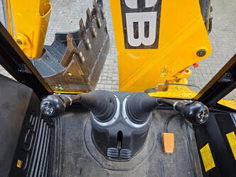 2025-jcb-3dx-plus-1478625-48809105