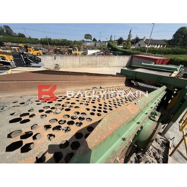 2015 MCCLOSKEY R155-48814791