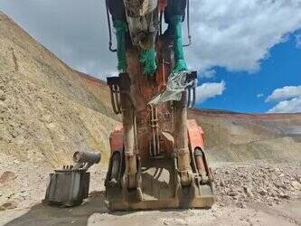 2011-hitachi-ex2500-5-48817459