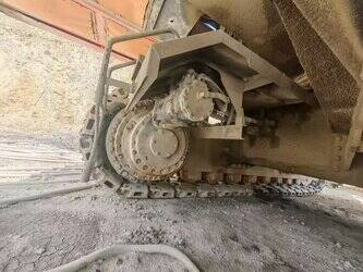 2011-hitachi-ex2500-5-48817488