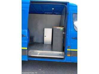 2015-mercedes-benz-sprinter-1478909-48817806