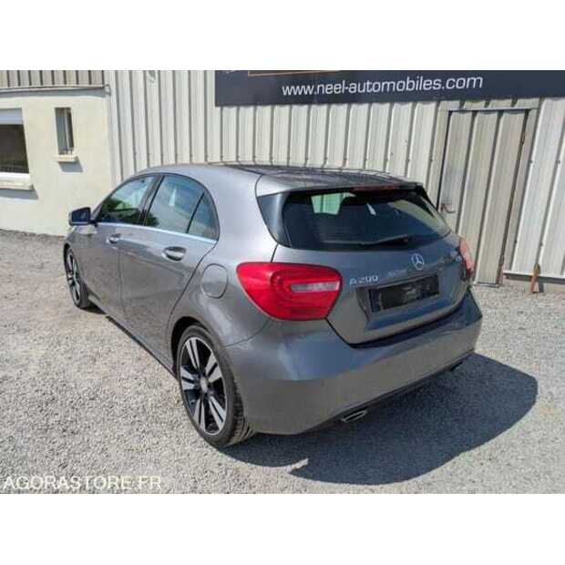 2016 Mercedes-Benz CLASS A-48817823