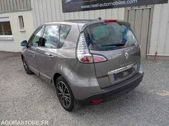 2014-renault-scenic-1478916-48817880