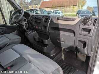 2012-renault-master-1478932-48818127