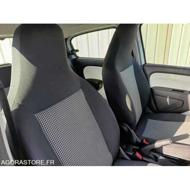 2019 Renault Twingo-48818383
