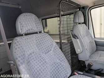 2009-ford-transit-1478949-48818386