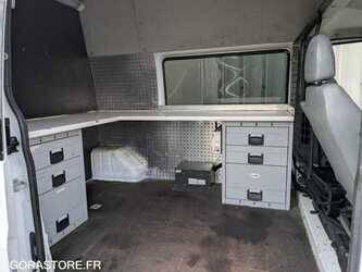 2009-ford-transit-1478949-48818388