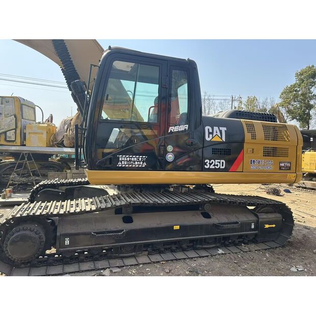 2020 كاتربيلر 325D-48819358