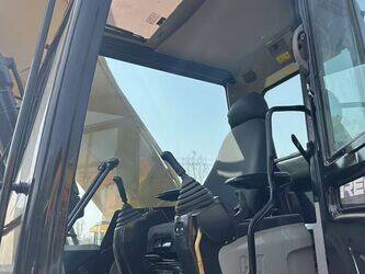 2020-caterpillar-325d-1479025-48819362