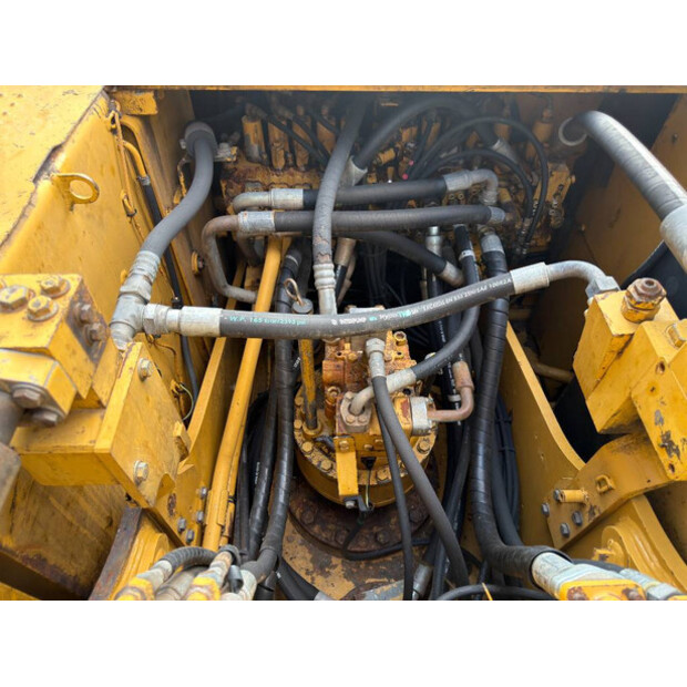 2007 كاتربيلر 320DL-48820022