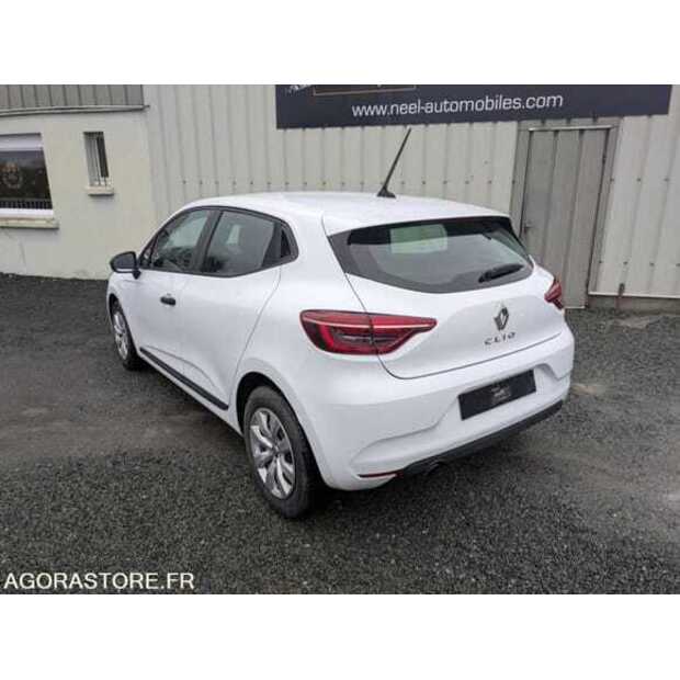 2020 Renault Clio-48826476