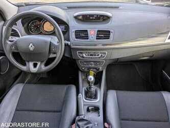 2009-renault-megane-1478934-48826535