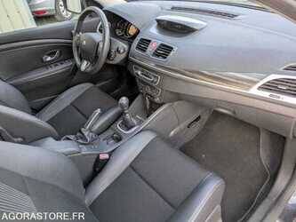 2009-renault-megane-1478934-48826536