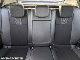 2009-renault-megane-1478934-48826539