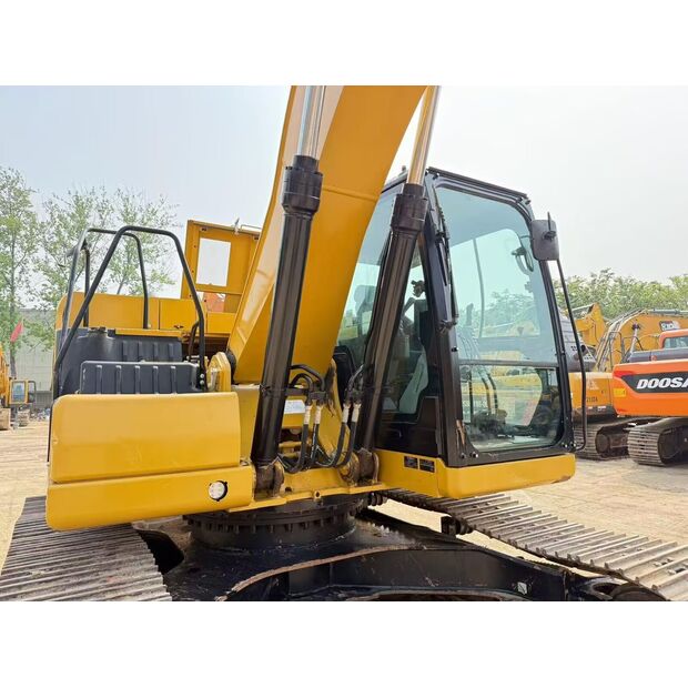 2022 Caterpillar 323GC-48827062