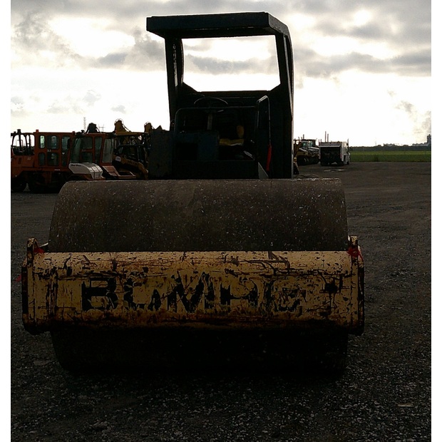 2005 BOMAG BW211D-3-48827127