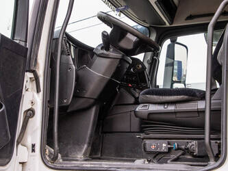 2014-mercedes-benz-arocs-1845-48830736