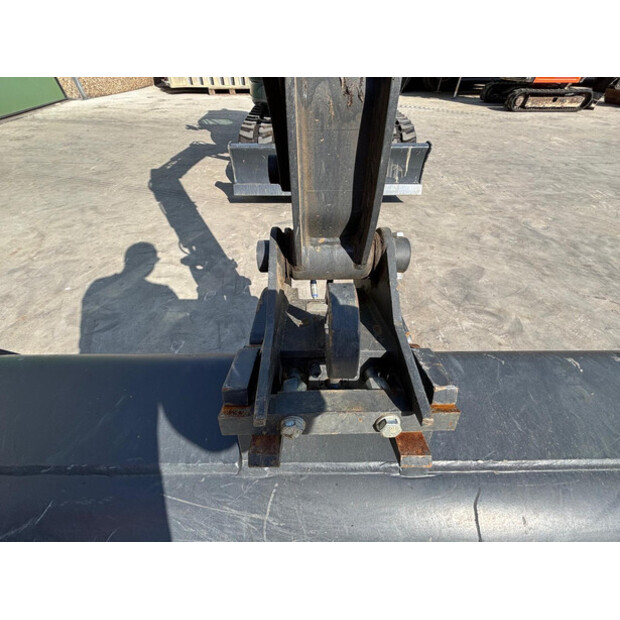 2026 Aameck F27-48830782