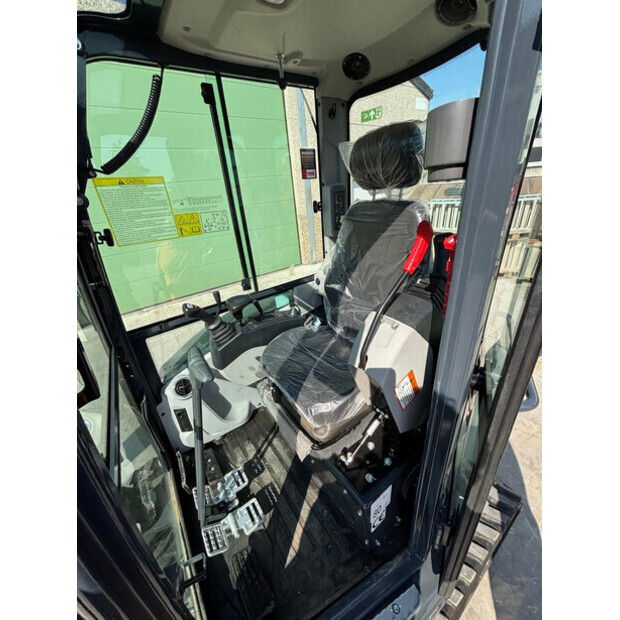 2026 Aameck F27-48830785