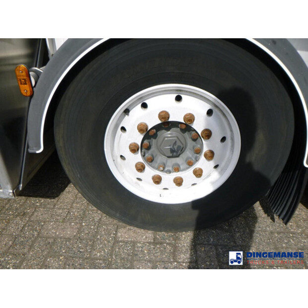 2010 MAGYAR OTHERS-48831022