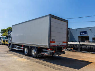 2017-renault-d26-320-48831416
