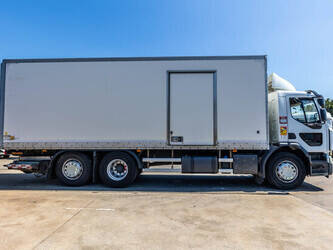 2017-renault-d26-320-48831419