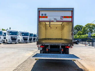 2017-renault-d26-320-48831423