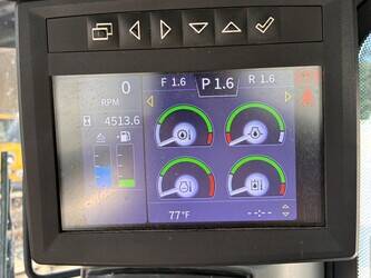 2023-john-deere-850-48831654