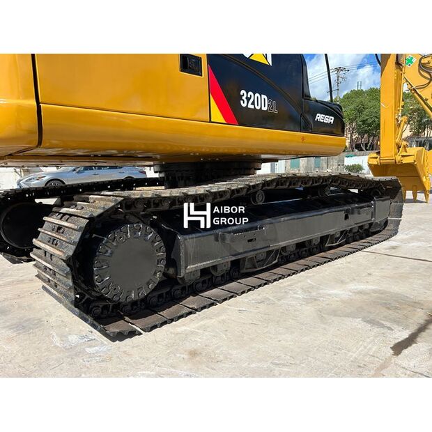 2025 Caterpillar 320D-48831762