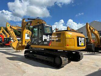 2025-caterpillar-320d-1479335-48831803