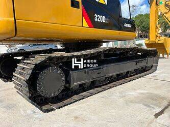 2025-caterpillar-320d-1479335-48831813