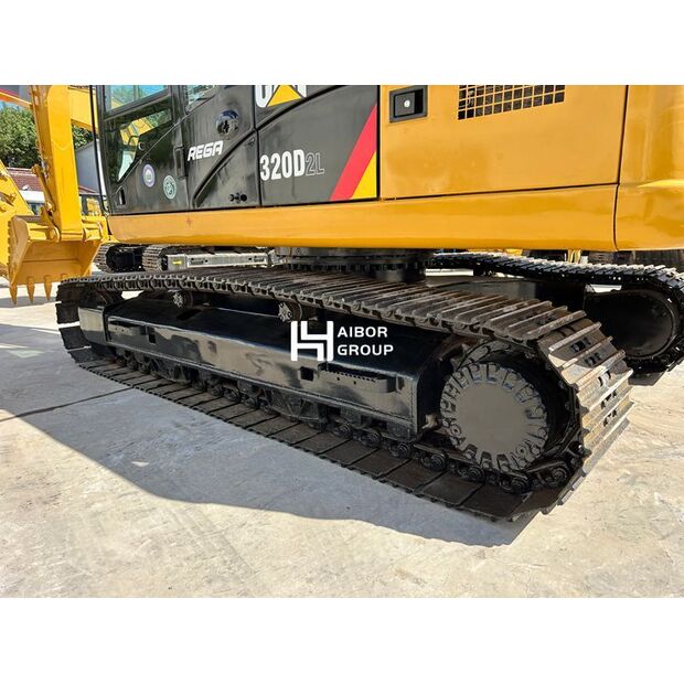 2025 كاتربيلر 320D-48831826
