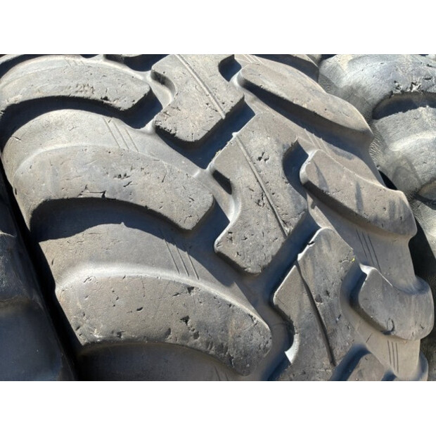 ALLIANCE Flotation Radial A-380-48832447