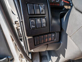 2014-renault-d-wide-1286458-48832473
