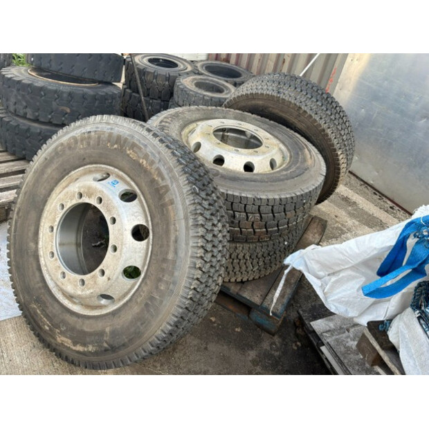 Continental 315/70 R22.5-48832477
