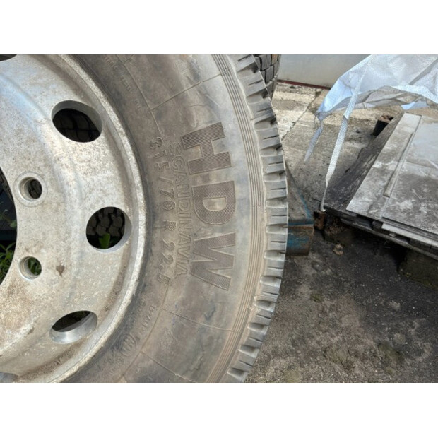 Continental 315/70 R22.5-48832481