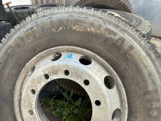 continental-315-70-r22-5-1479365-48832482
