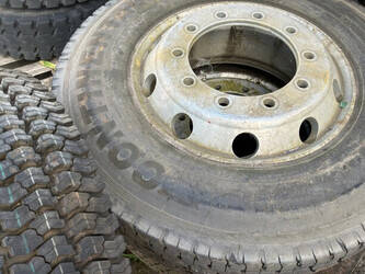 continental-315-70-r22-5-1479365-48832487