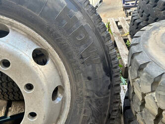 continental-315-70-r22-5-1479365-48832492