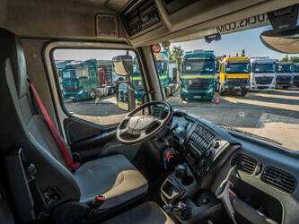 2014-renault-d-wide-1286458-48832493