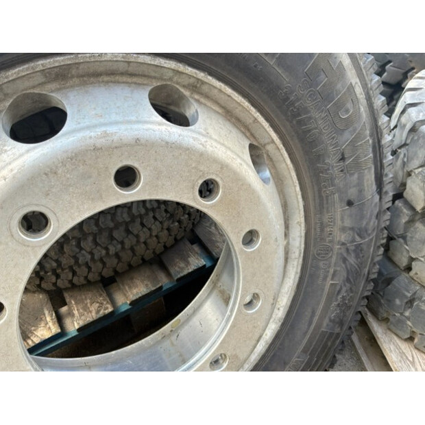 Continental 315/70 R22.5-48832494