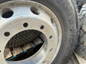 continental-315-70-r22-5-1479365-48832494