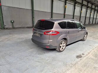 2012-ford-s-max-48832529