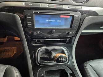 2012-ford-s-max-48832535