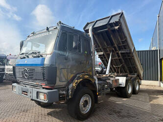 1985-mercedes-benz-sk-2228-48832568