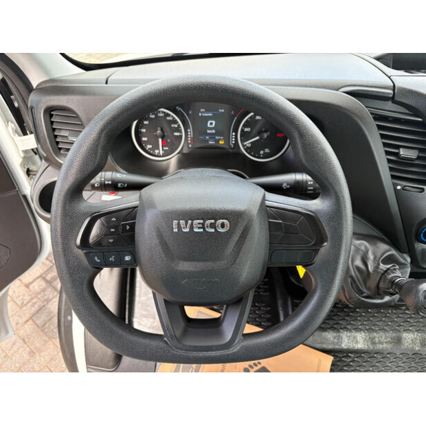 2022 Iveco Daily 35S14-48832617