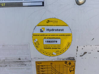 2014-renault-d16-1479373-48832730