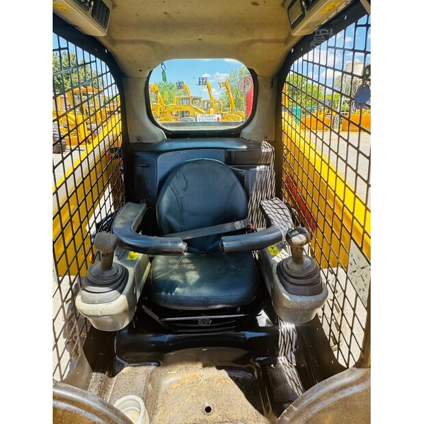 2015 Caterpillar 246D-48834468