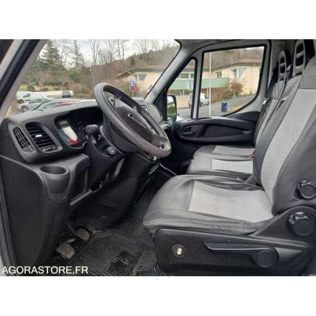 2017 Iveco 35C14-48835768